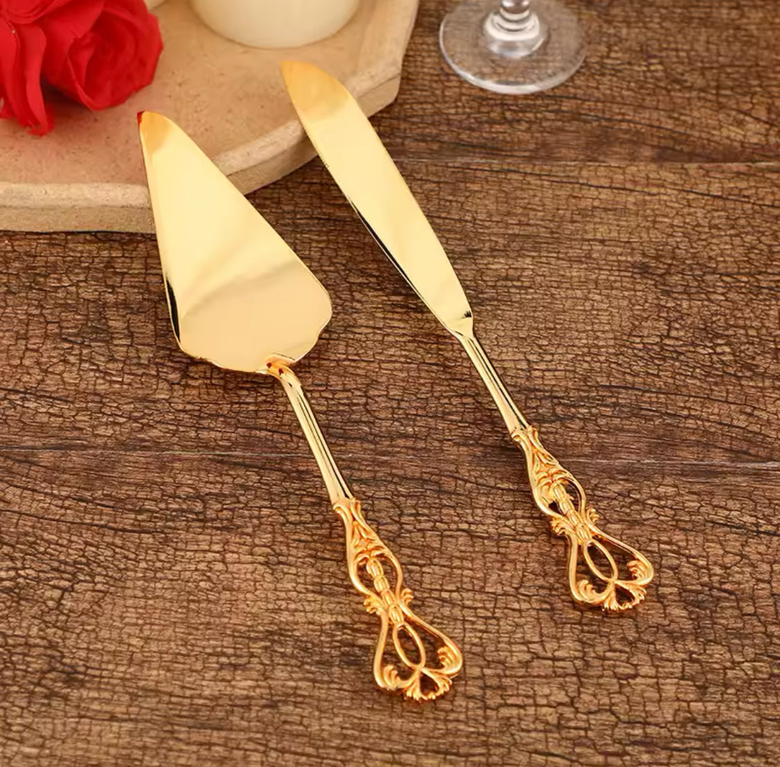 Wedding Cake Knife, Luxury Style Cake Knife, Party Cake knife, Cake Serving Spatula, Cake Cutter Server, European Style Retro Knife Wedding Cake Knife, Luxury Style Cake Knife, Party Cake knife, Cake Serving Spatula, Cake Cutter Server, European Style Retro Knife
